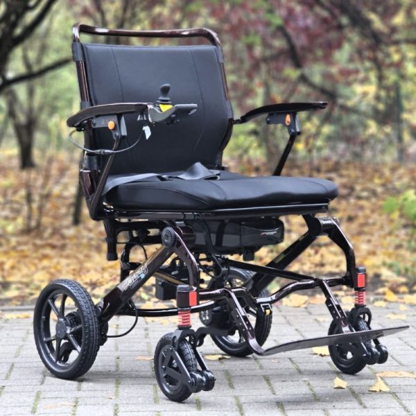 Pride Jazzy Carbon Max HD (6 km/h), stabiler & faltbarer Carbon Elektrorollstuhl