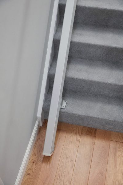 Handicare 1100 gerader Innen-Treppenlift