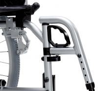 Vorschau: BISCHOFF & BISCHOFF Terra (6 km/h) Elektrorollstuhl Vorschau: BISCHOFF & BISCHOFF Terra (6 km/h) Elektrorollstuhl