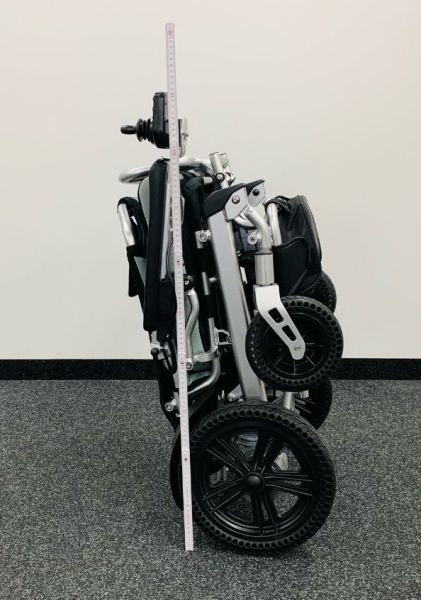 AX Power Pro C1 Ultralight (6km/h), klappbarer Elektrorollstuhl