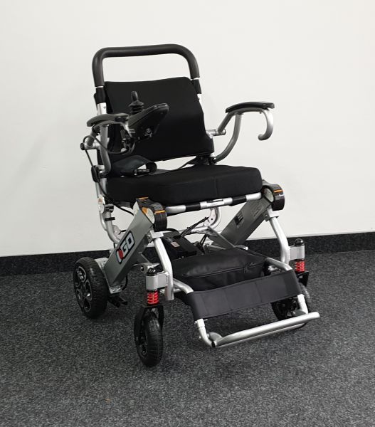 Elektro-Reise-Rollstuhl R-GO (6 km/h) silber - Neuwertiger Elektrorollstuhl