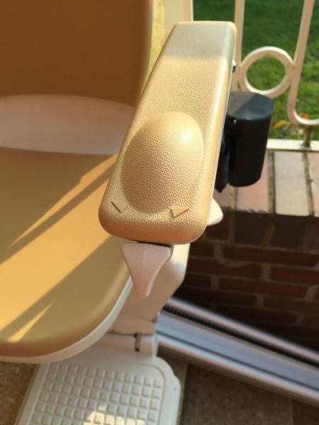Gerader Außen-Treppenlift (neuwertig) ACORN Superglide 130