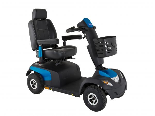 Invacare COMET PRO Himmelblau Frontansicht