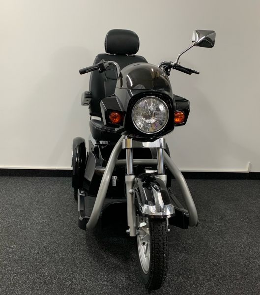 Trendmobil Sport Rider V2 (15 km/h) – Chopper-Elektromobil Front