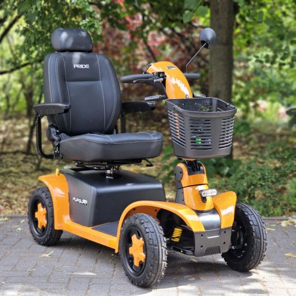 Pride Pursuit 2 orange Frontansicht rechts