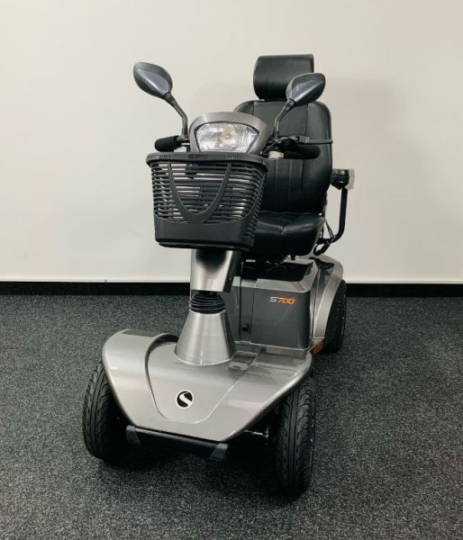 Schnäppchen: Sterling S700 Mainland (15 km/h) Anthrazit, Vorführ-Elektromobil / Scooter