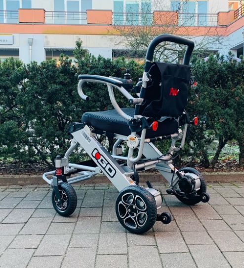 Pride I-Go (6 km/h) silber, Vorführ - Reise-Elektrorollstuhl