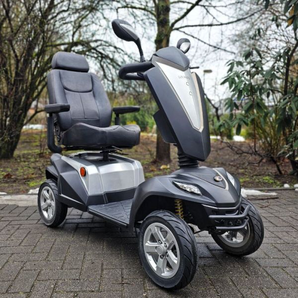 Kymco Texel schwarz Frontansicht rechts