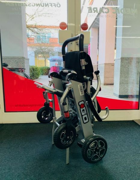 Pride I-Go (6 km/h) silber, Vorführ - Reise-Elektrorollstuhl
