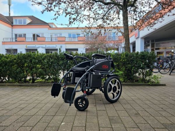 Antar Komfort AT52320 E-Rollstuhl mit Begleitsteuerung