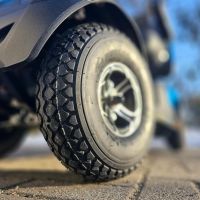 Vorschau: Invacare Comet Pro Luftbereifung Vorschau: Invacare Comet Pro Luftbereifung