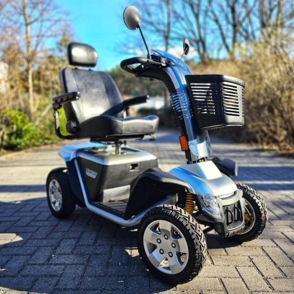 Pride Victory 140 XL LCD (15 km/h) – gebrauchtes Elektromobil Silber