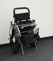 Vorschau: Elektro-Reise-Rollstuhl R-GO (6 km/h) silber, neuwertig Vorschau: Elektro-Reise-Rollstuhl R-GO (6 km/h) silber, neuwertig