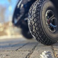 Vorschau: Invacare Comet Pro Bereifung Vorschau: Invacare Comet Pro Bereifung