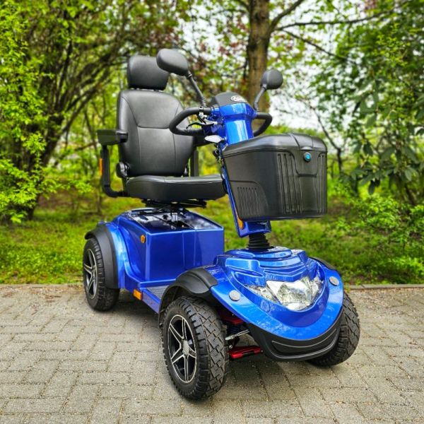 Vintage Mobility Groenland blau Frontansicht rechts