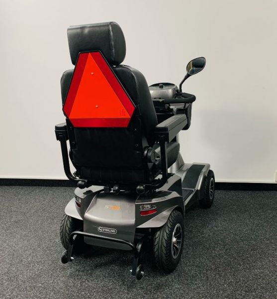 Schnäppchen: Sterling S700 Mainland (15 km/h) Anthrazit, Vorführ-Elektromobil / Scooter