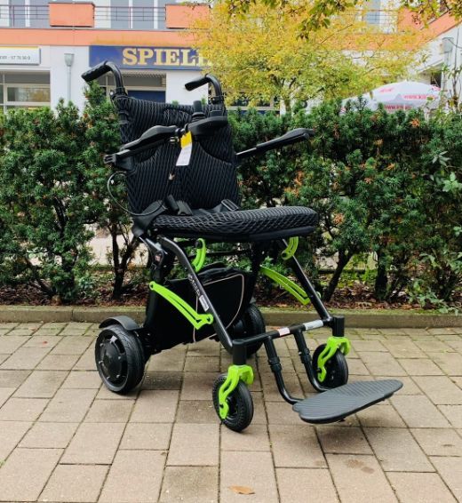 Faltbarer Elektrorollstuhl (6 km/h) McGreen - Neuerscheinung seitlich