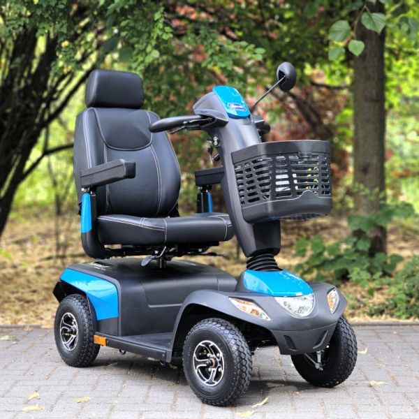 Invacare Orion Metro Frontansicht Hero