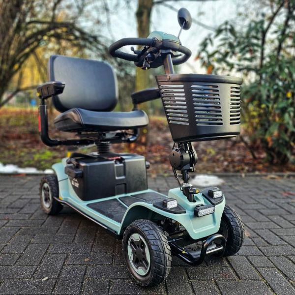 Pride Baja Bandit gruen Frontansicht rechts