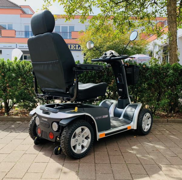 Pride Victory XL 130 (15 km/h) silber Vorführer-Elektromobil