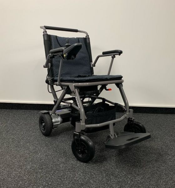 Invacare Kompas (6 km/h) Reise-Elektrorollstuhl klappbar Vorführfahrzeug