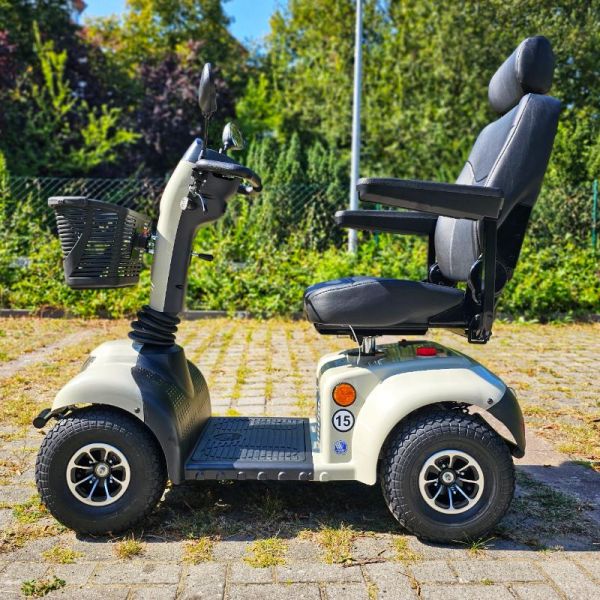 Vermeiren Ceres SE hellelfenbein Seitenaischt links