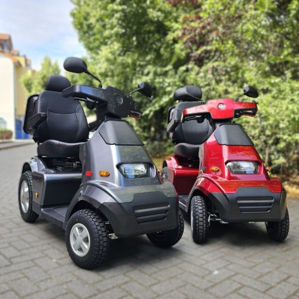 Afikim S4 rot und silber Frontansicht