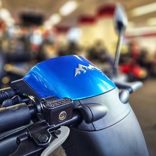 Baja Wrangler Ozean Detailansicht Lenksäule Farbschale