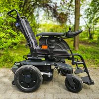 Vorschau: Invacare Aviva RX 20 Merkur-Silber Seitenansicht rechts Vorschau: Invacare Aviva RX 20 Merkur-Silber Seitenansicht rechts