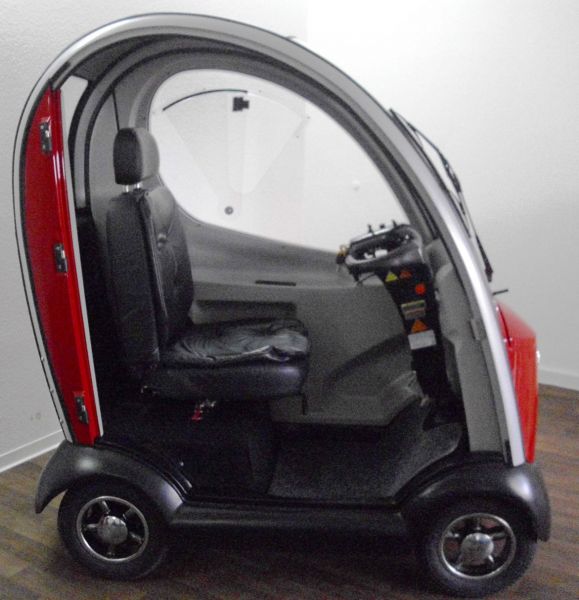 SHOPRIDER Royal Elektro Kabinenroller (15 km/h) inkl. Aufbauservice