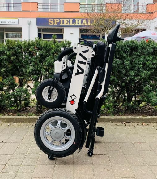 Bischoff & Bischoff Via (6km/h), faltbbarer Elektrorollstuhl, neuwertig