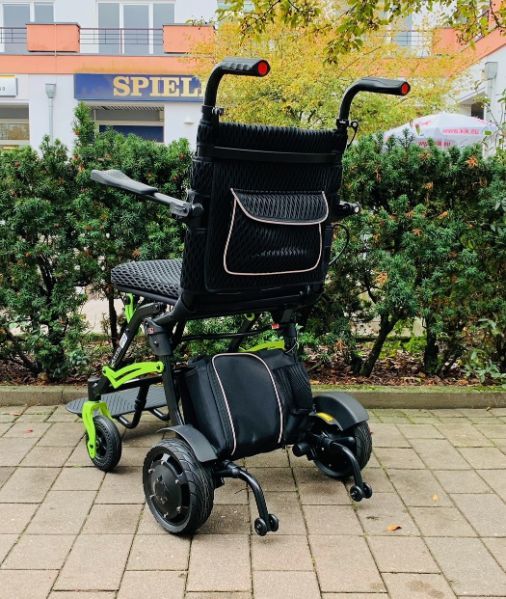 Faltbarer Elektrorollstuhl (4,5 km/h) McGreen, Neuerscheinung