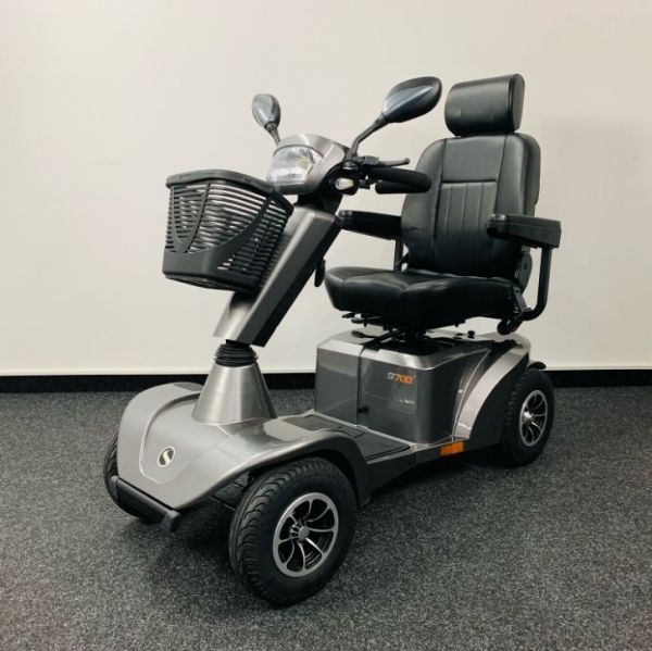 Schnäppchen: Sterling S700 Mainland (15 km/h) Anthrazit, Vorführ-Elektromobil / Scooter