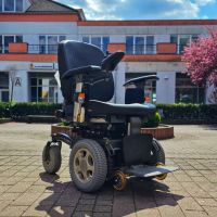Handicare Puma 40 (6 km/h) - Elektrorollstuhl mit Sitzhub gebraucht Handicare Puma 40 (6 km/h) - Elektrorollstuhl mit Sitzhub gebraucht