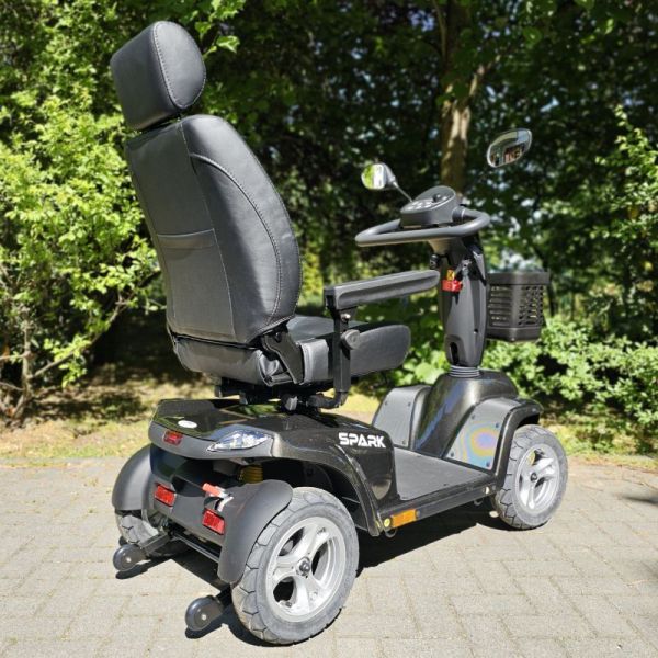 Drive Spark Heckansicht rechts