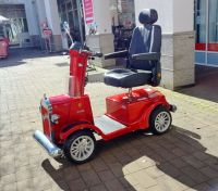 Vorschau: VINTAGE MOBILITY Gatsby (15 km/h) rot, gebraucht Vorschau: VINTAGE MOBILITY Gatsby (15 km/h) rot, gebraucht