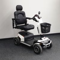 BISCHOFF & BISCHOFF Centuro S4 (10 km/h) – neuwertiges Elektromobil BISCHOFF & BISCHOFF Centuro S4 (10 km/h) – neuwertiges Elektromobil