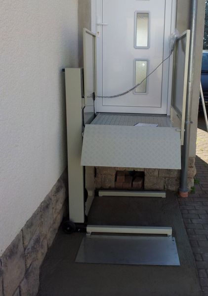 modie-trans MHP 1000 Hubplattform / Rollstuhllift