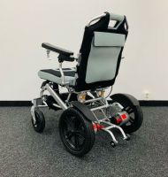 Vorschau: AX Power Pro C1 Ultralight (6km/h), klappbarer Elektrorollstuhl Vorschau: AX Power Pro C1 Ultralight (6km/h), klappbarer Elektrorollstuhl