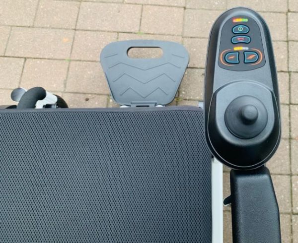 Bischoff & Bischoff Via (6km/h), faltbbarer Elektrorollstuhl, neuwertig