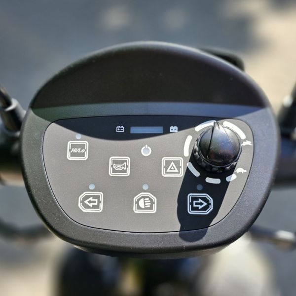 Drive Spark Detailansicht Cockpit