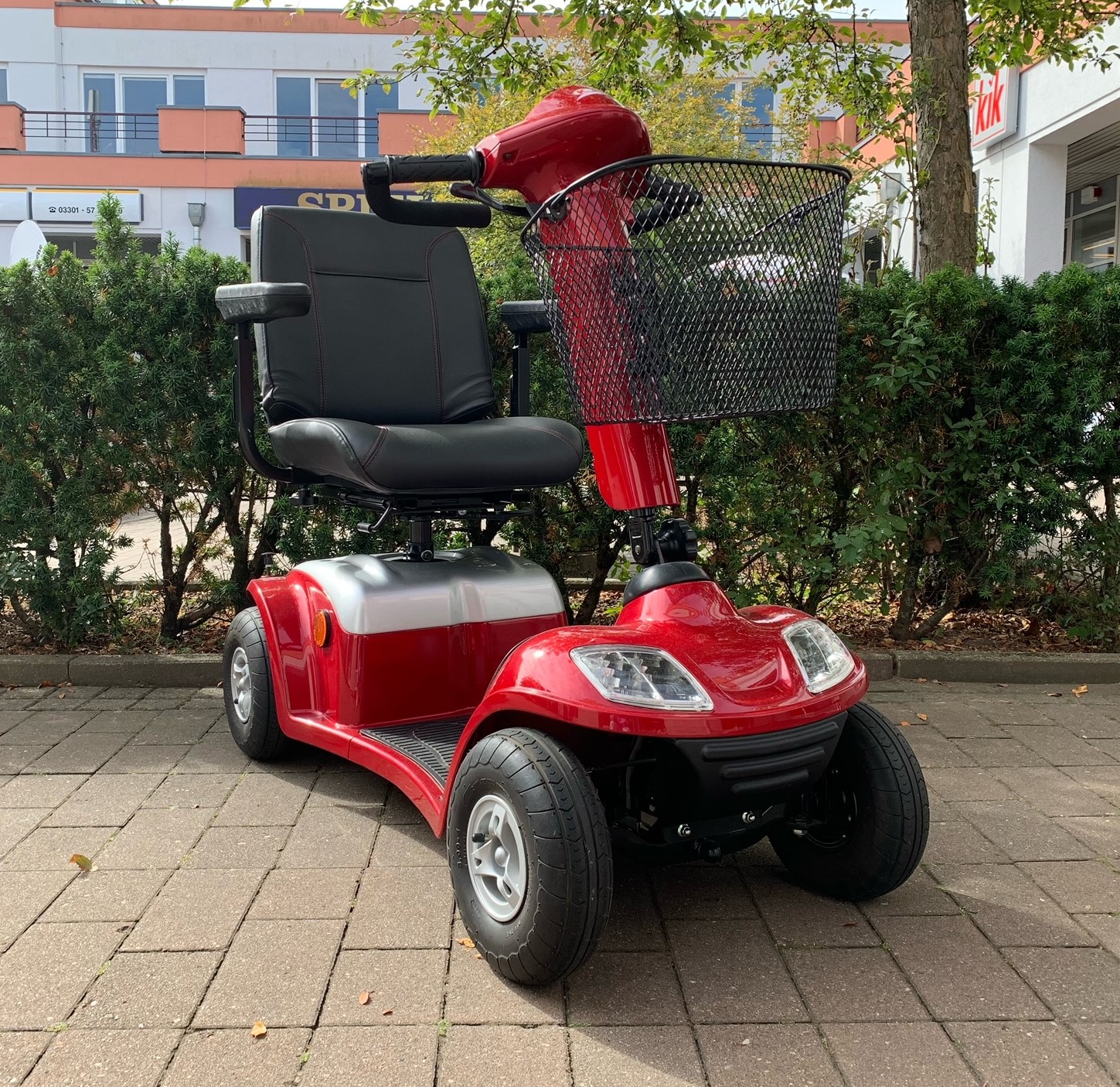 KYMCO Spiekeroog (6 km/h) rot EMobil neuwertig MC Seniorenprodukte