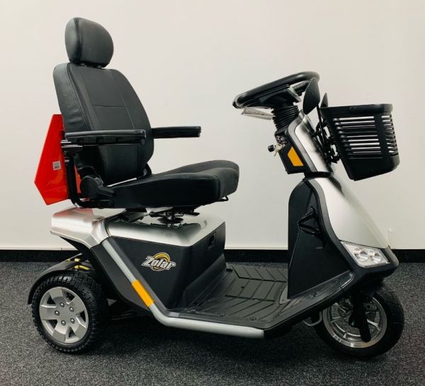 Pride Mobiity Zolar (15 km/h) – Elektromobil Seitenansicht