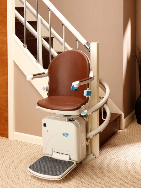 HANDICARE 2000 Kurven-Treppenlift (innen / außen)