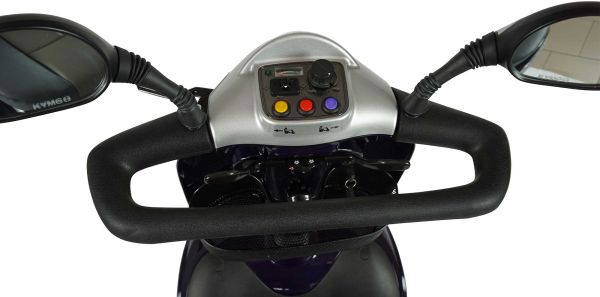 Kymco Föhr 4 ForU Cockpitansicht Studio