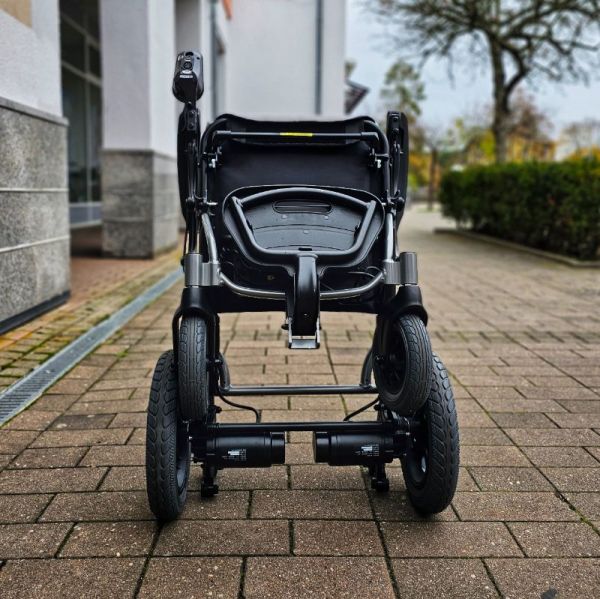 McHubby (6 km/h), faltbarer Leichtgewicht-Elektrorollstuhl