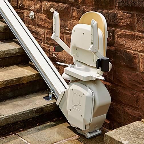 Gerader Außen-Treppenlift zur Miete – ACORN Superglide 130