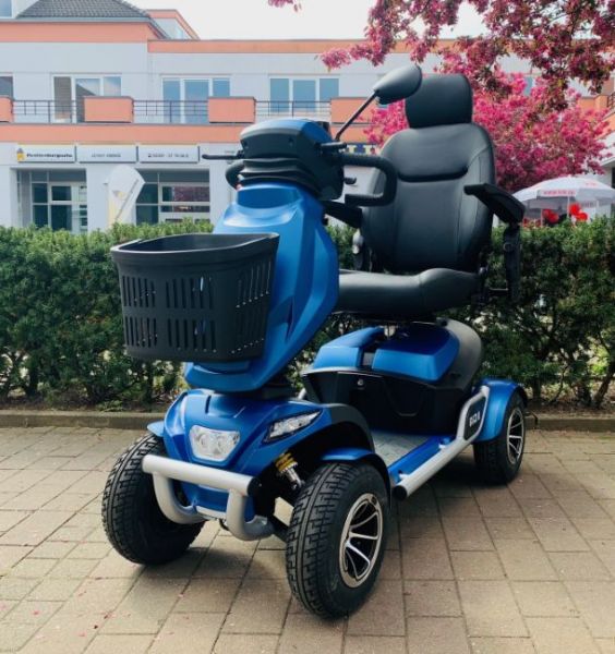 EXCEL Mio (15 km/h) - Elektromobil frontal