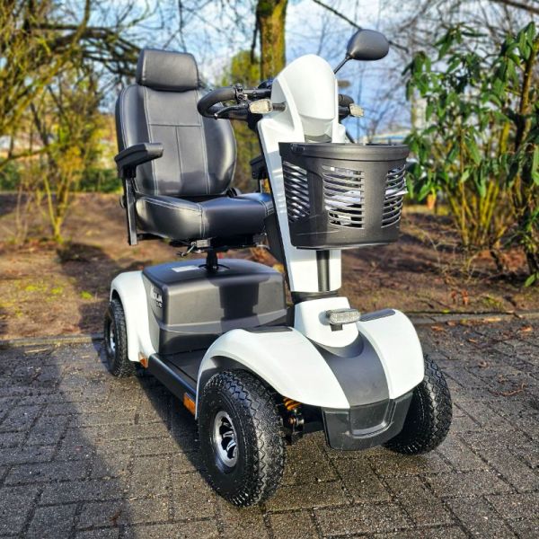 Kolja Elite weiss Frontansicht rechts