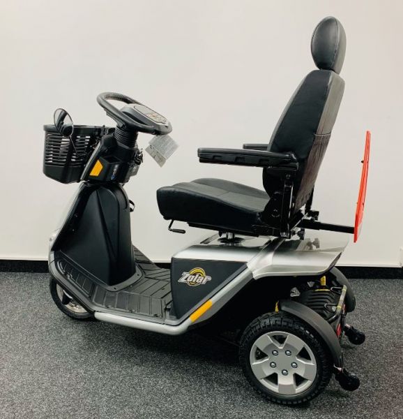 Pride Mobiity Zolar (15 km/h) – Elektromobil Seitenansicht